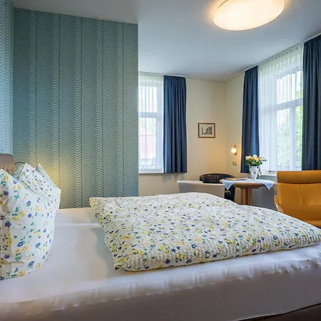 Gasthuis Schweizer Hof 3*